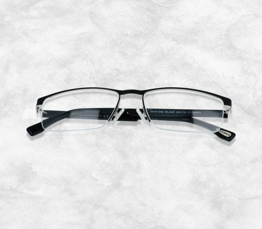 Manhattan 1082 Black