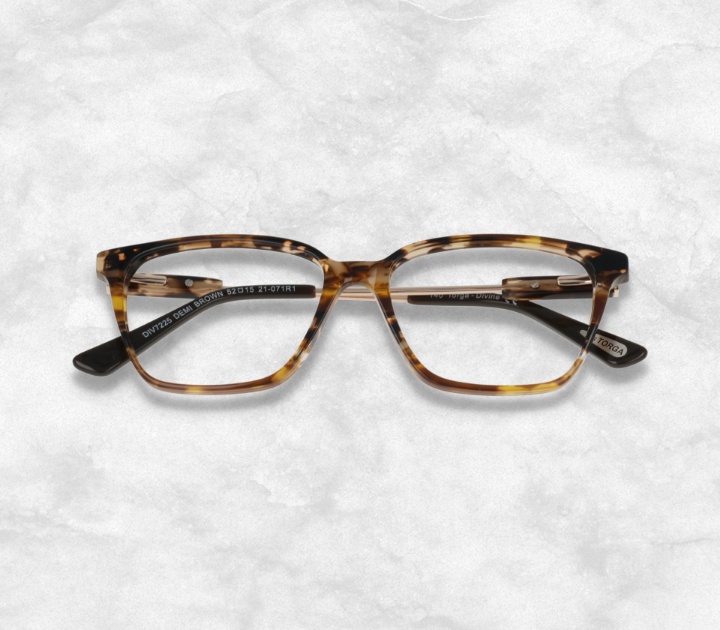 Divine 7225 Demi Brown